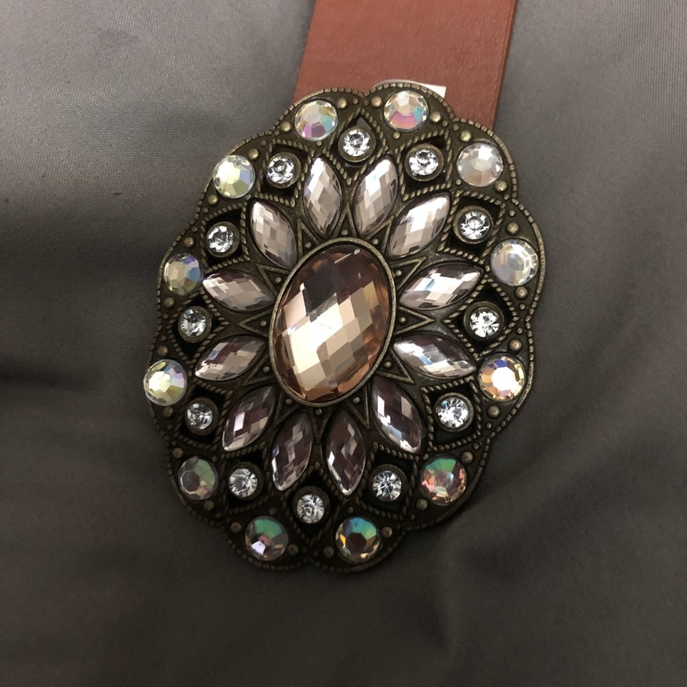 Belt - Picture 2 of 3